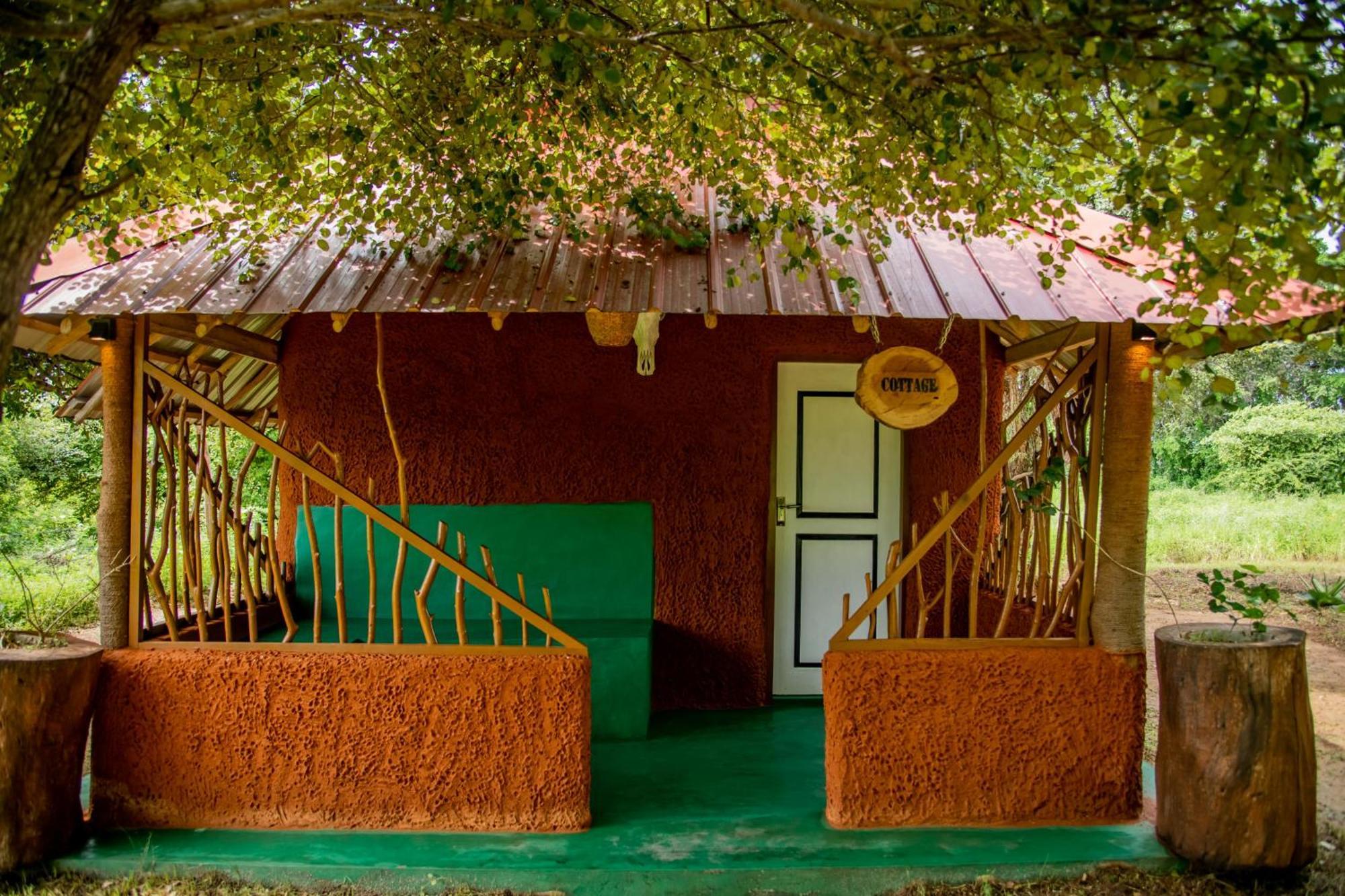 Animal View Point Yala Hotel Tissamaharama Exterior photo